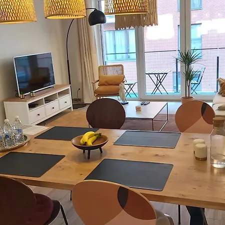 Courbevoie Apartment