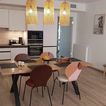 Apartment Courbevoie *